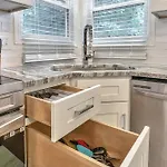 Nest: Renovated Retreat Near Bna Holiday home Nashville