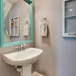 Cheerful In Hip Westmeade! Holiday home *