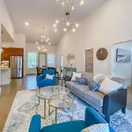 Modern Duplex - 1 Mile From Robust Nightlife