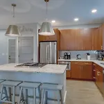 Holiday home Great Family Near Downtown *