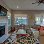 Perfect For Groups - Fenced-in Yard Pet Friendly Holiday home Nashville