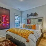 Beautiful Balcony Sleeps 12 4 Miles From Broadway Holiday home Nashville