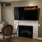 Riverfront In Dt Holiday home *