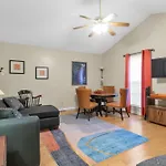Holiday home Cozy 3 Bdr In West L Close To Tsu Nashville