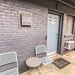 Trendy Studio For 4 With Community Pool