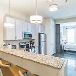 Chic For 4 Near West End *