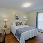Holiday home Delightful Duplex - Steps Away From Tsu