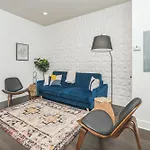 Electric Geometric - Fit For 4 Holiday home *