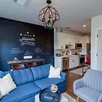 Holiday home Charming Historic Loft Near Centennial Park