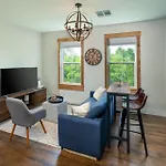 Holiday home Charming Historic Loft Near Centennial Park Nashville