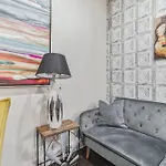 Dream In Desirable West End * Nashville