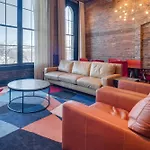 Riverfront Family Loft For 4 * Nashville