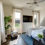 Stylish Loft Near Centennial Park Holiday home