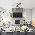 Modern Luxury With Rooftop Deck, 3 Mi To Downtown * Nashville