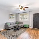 Apartment Freshly Renovated - Minutes From Downtown & Bna Nashville