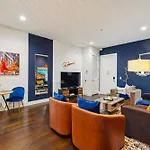Holiday home Fabulous Nashvegas Loft Retreat Near Vandy Off West End Mins To Broadway *