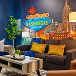Holiday home Fabulous Nashvegas Loft Retreat Near Vandy Off West End Mins To Broadway Nashville