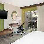 Hotel Express Airport By Ihg 3*
