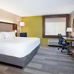 Hotel Express Airport By Ihg