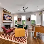 Beaus Oasis - 3 Miles To Dtwn Holiday home
