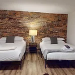 The Lofts At 107