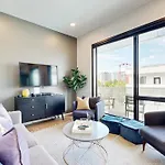 Apartment Illume 303 *