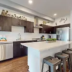 Apartment Illume 308 *