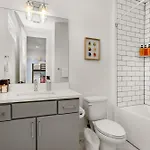 Holiday home Play At 8th & Argyle Elite Vacation Spot *
