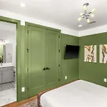 Luxe At 8th And Argyle Elite Vacation Spot Holiday home