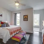 Holiday home 12 South Charmer 3 Bedroom With Rooftop Patio Nashville