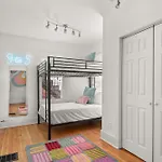 The Dolly House On Music Row - 7br - Sleeps 22