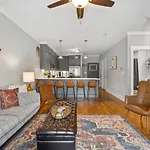 Only 4 Miles To Broadway With Free Parking And Tvs In Bedrooms *