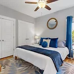 Apartment Only 4 Miles To Broadway With Free Parking And Tvs In Bedrooms