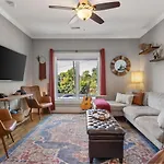 Only 4 Miles To Broadway With Free Parking And Tvs In Bedrooms Nashville