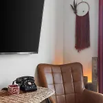 Only 4 Miles To Broadway With Free Parking And Tvs In Bedrooms * Nashville