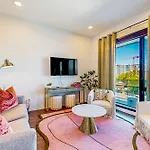 Illume 302 Apartment