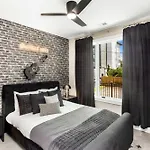 Fantastic Elegance Rooftop Views Of Holiday home Nashville