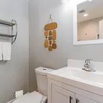 3 Units - Sleeps 24 - Mins To Downtown And Airport