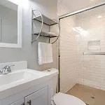 Apartment 3 Units - Sleeps 24 - Mins To Downtown And Airport Nashville
