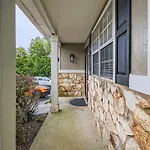 Freshly Renovated - Minutes From Downtown & Bna *