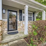 Freshly Renovated - Minutes From Downtown & Bna