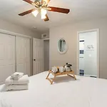 Freshly Renovated - Minutes From Downtown & Bna *