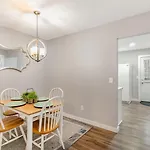 Apartment Cute & Cozy - Minutes From Downtown & Bna *