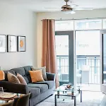 Apartment Modern Germantown - Walkable, Quiet &