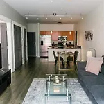 Modern Germantown - Walkable, Quiet &