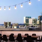 Holiday home Daydream At The Gulch - Rooftop Movies With A View Nashville