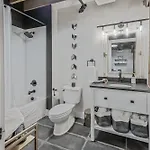 Apartment Luxe Loft With Speakeasy Parking And 2 Mi To Broadway Nashville