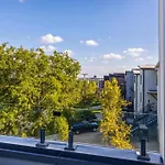 Modern Stunner 5 Min To Dt Hot Tub Rooftop Views *