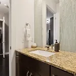 Neon Daes Amazing 1 Bedroom Near Vandy And Broadway Nashville