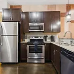 Holiday home Neon Daes Amazing 1 Bedroom Near Vandy And Broadway Nashville